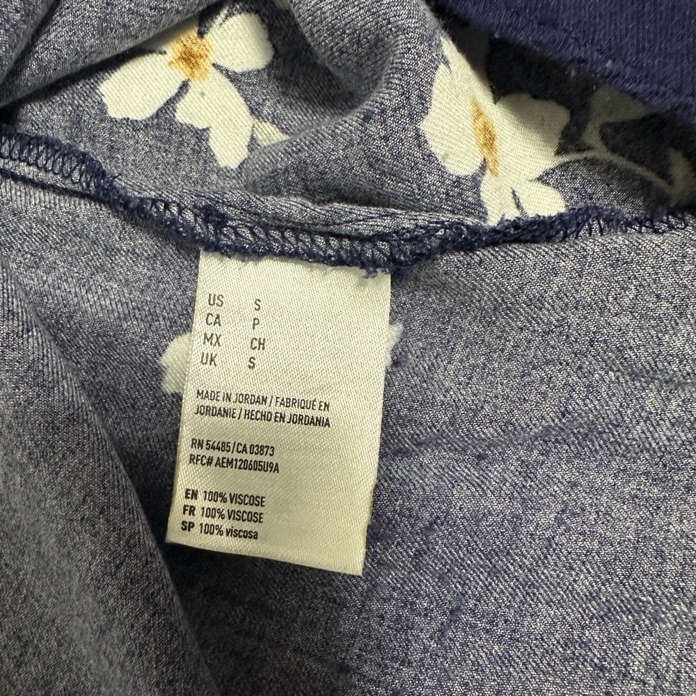 American Eagle Outfitters Navy Floral Dress - Picture 4 of 4